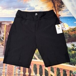 Tail Black Onyx Shorts Size 4 New